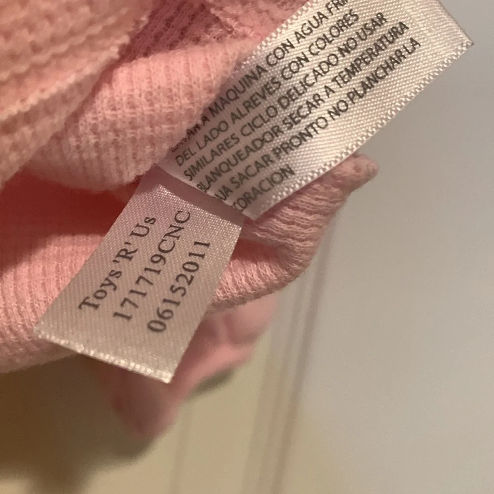 Used pink girl’s Koala kids long sleeve top blouse with small stain - Picture 15 of 16